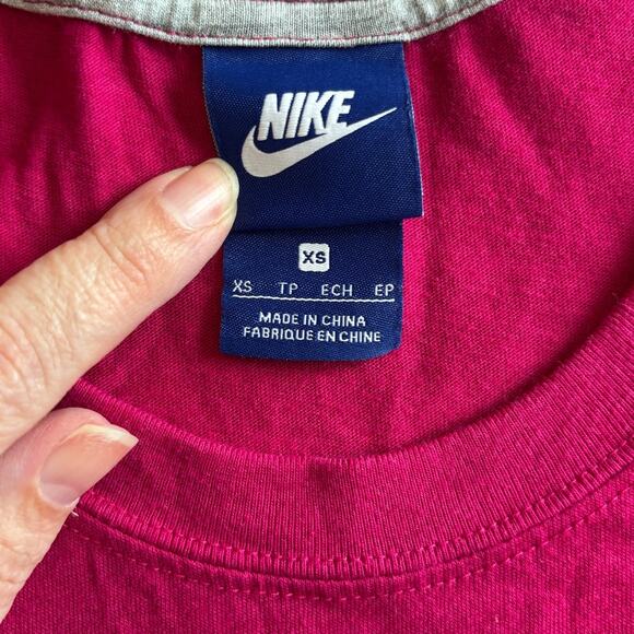 NIKE Size XS Womens Pink Tank Top with Pink Sparkle Swoosh Gym Athletic Sports - Picture 5 of 10